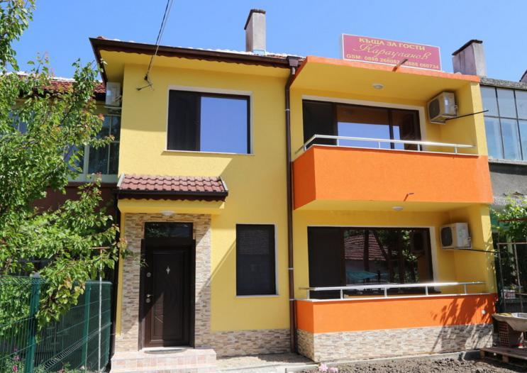 Guest House Karaulanov Elhovo  Extérieur photo