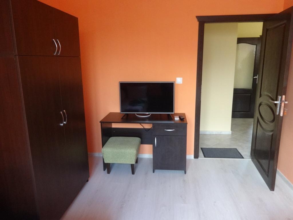 Guest House Karaulanov Elhovo  Extérieur photo